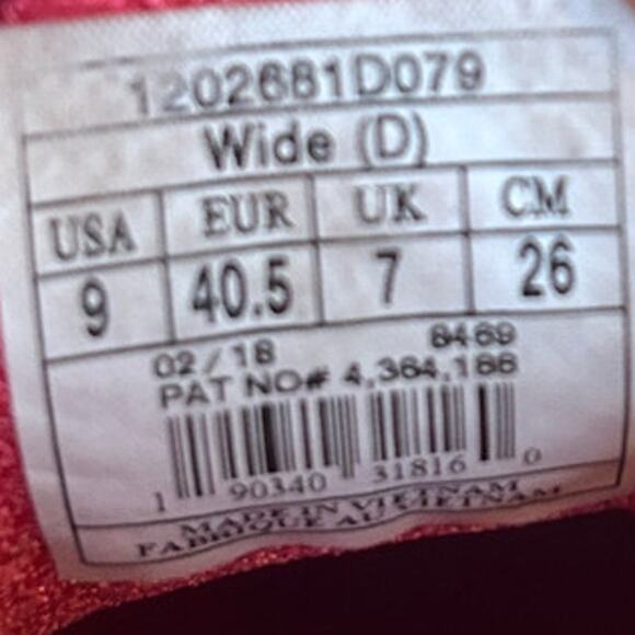 Brooks -Adrenaline GTS 18 -Running Shoes -Gray -Women's -9(D) Wide - 1202681D079 - Picture 9 of 9